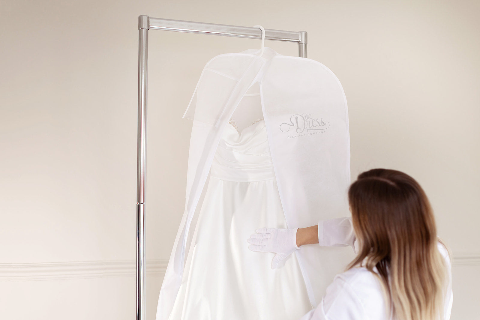Help! My Wedding Dress has Yellowed. Can it be Fixed?