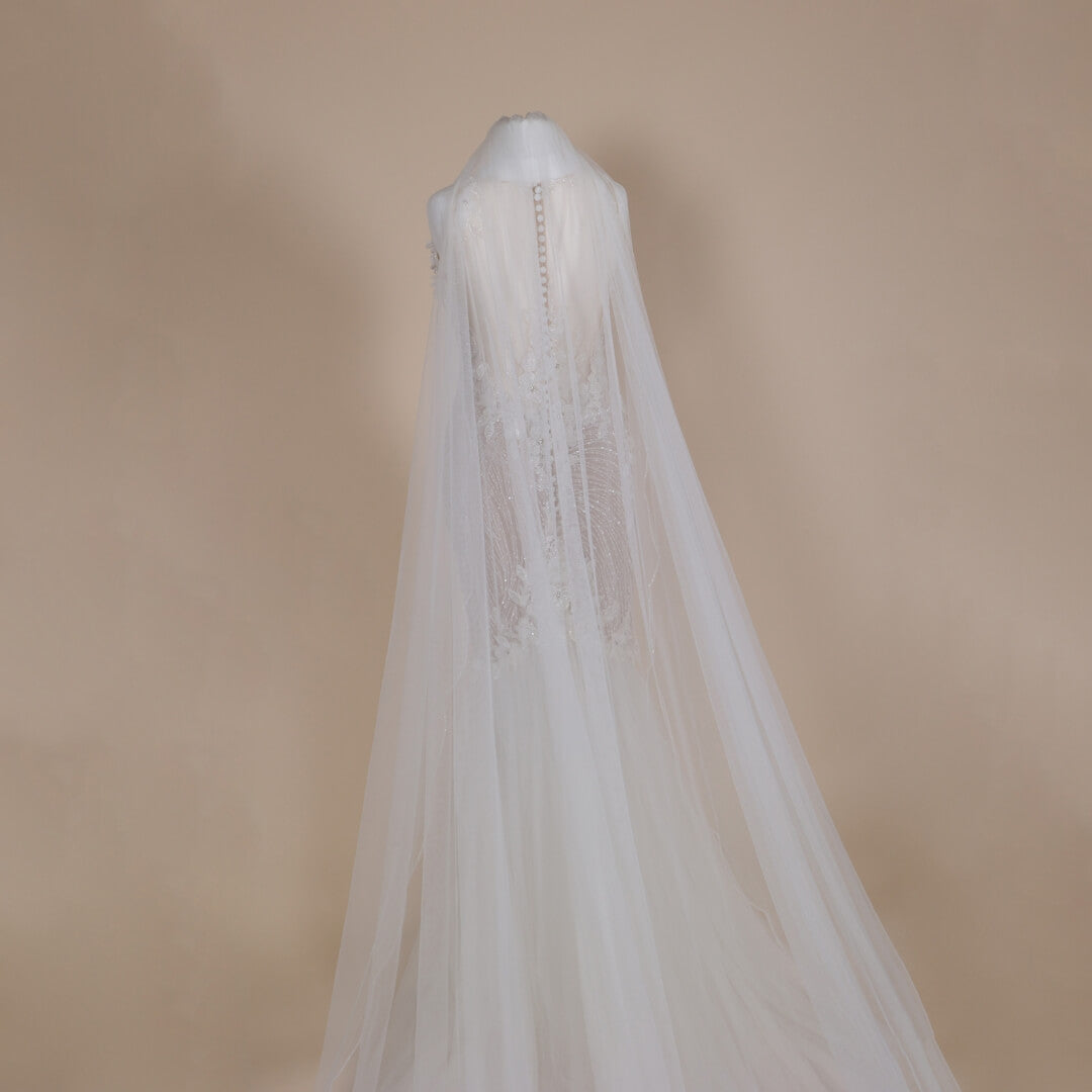 wedding dress clean to sell 
